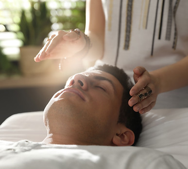 Reiki energy healing session