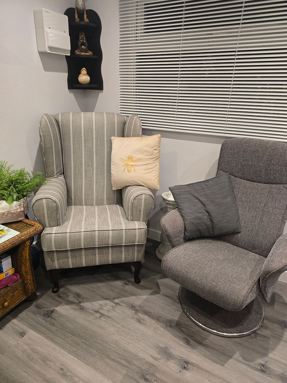 Therapy room detail